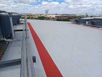 Rehabilitación cubierta polideportivo en Pinto (Madrid).<br>Rehabilitación de cubierta. Cubierta deck